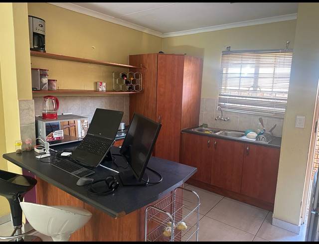 3 BEDROOM HOUSE FOR SALE IN AMANDASIG